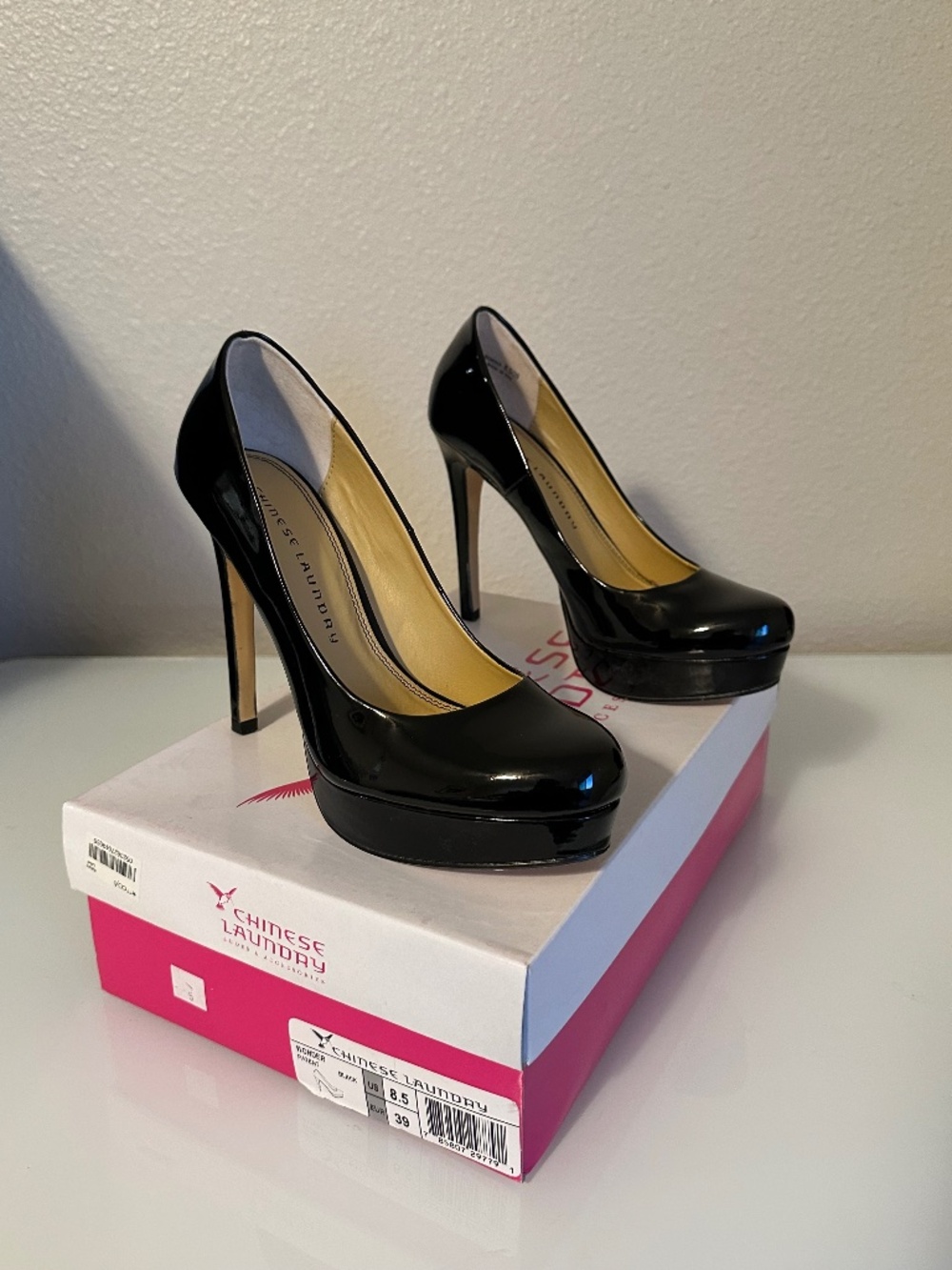 Chinese Laundry Heel